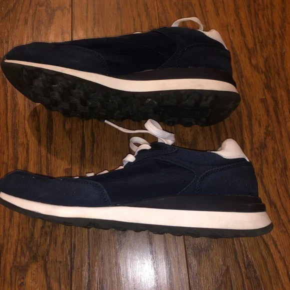 Women’s navy blue sneakers - Picture 3 of 3